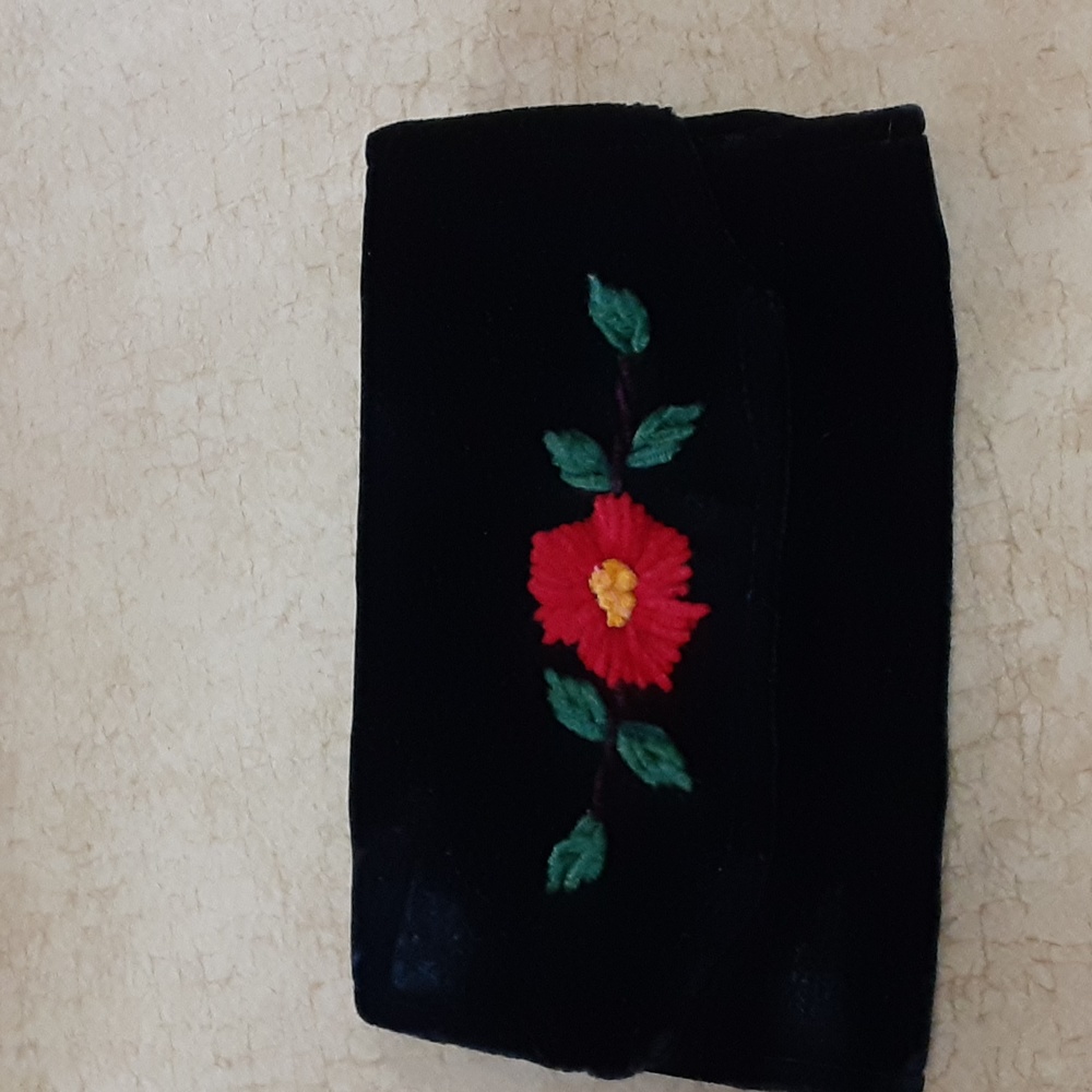 Vintage 1930's velvet handbag
